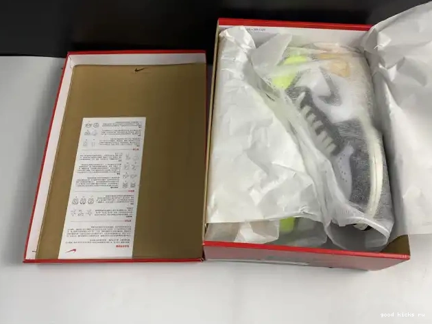 Rep 555088-118 JORDAN HIGH AIR GOLD' 1 'VOLT OG RETRO 0617